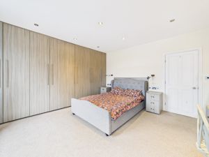 Photo 21- click for photo gallery